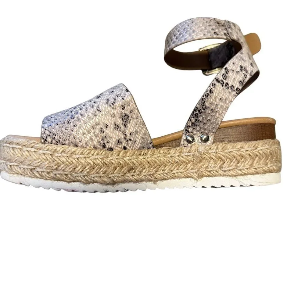 SODA Sandals Snake‎ Print Grey 7 Womens Espadrille Platform Ankle Strap